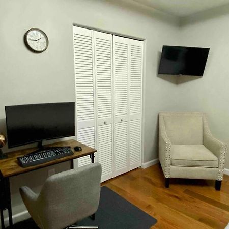 Downtown Albany 1 Bed + Workstation @ Maiden Lane Apartment Luaran gambar